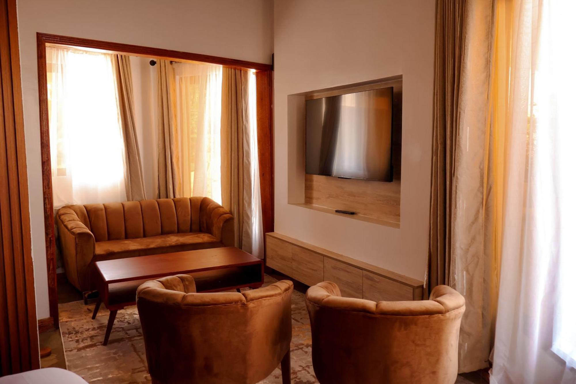 Winter Villa Resort & Spa Limited Embu Exteriör bild
